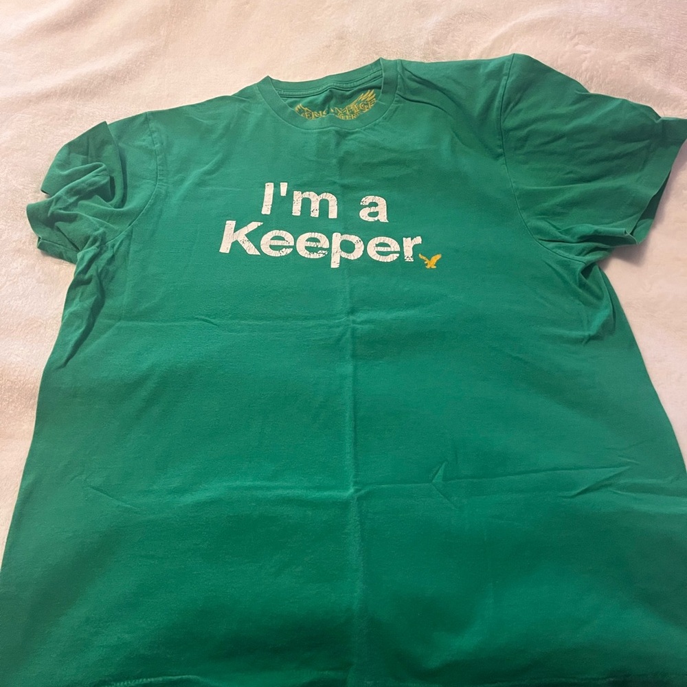 AE. Size medium. Green.